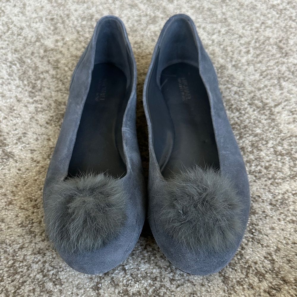 MICHAEL Michael Kors Remi Rabbit Fur Pom Suede Ballet Flat 8.5 - Picture 2 of 9